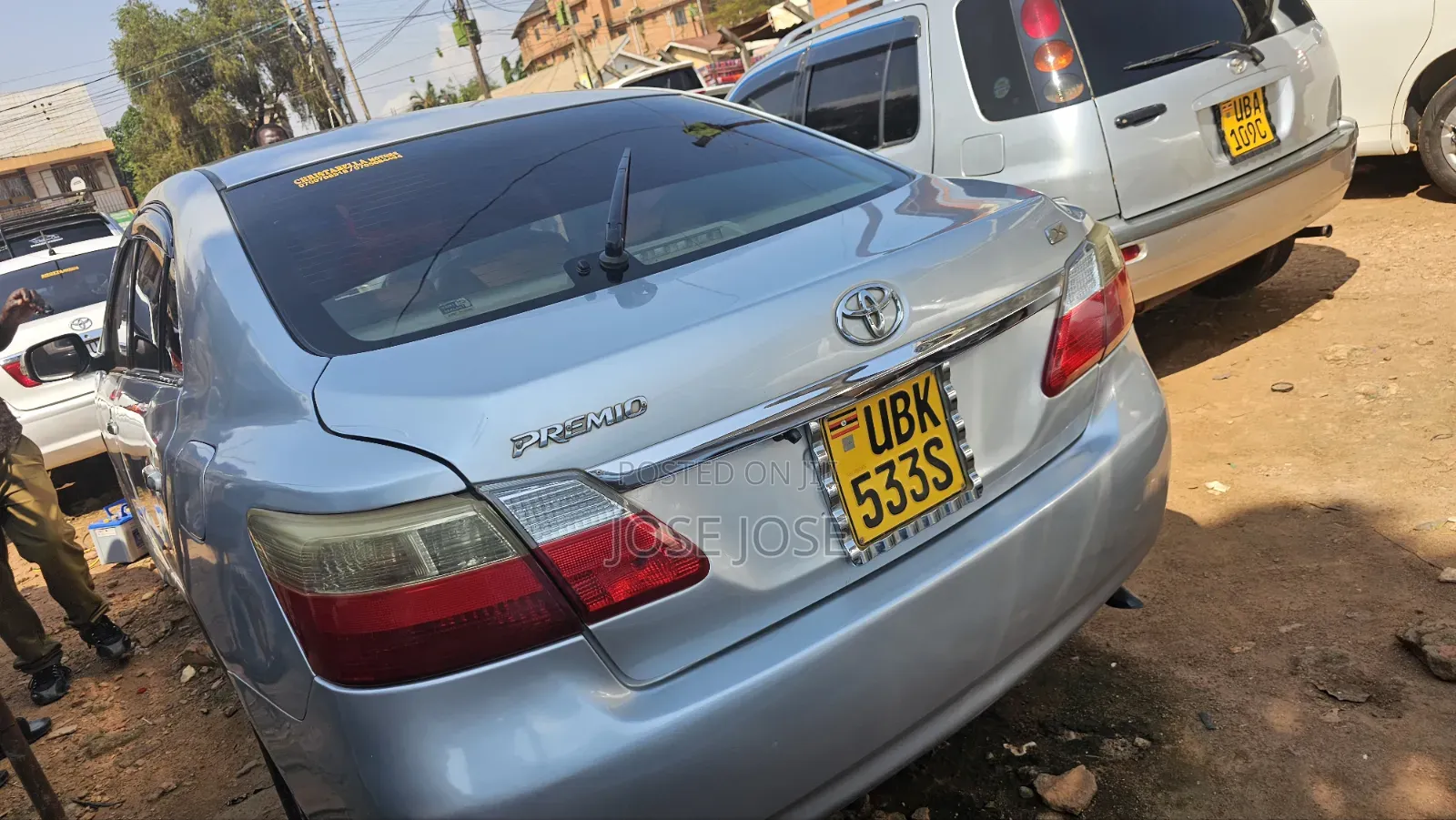 Toyota Premio 2010 Silver