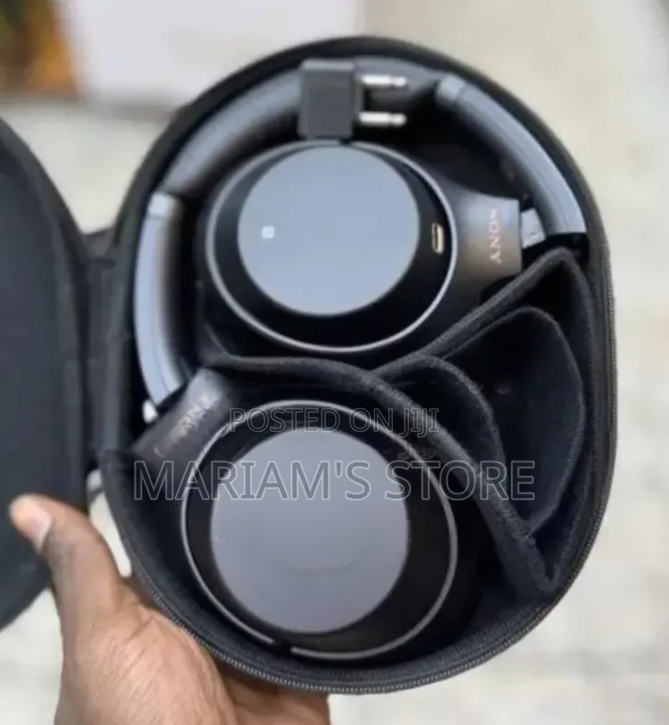 Black Sony WH-1000XM3 or WH-1000XM4 Wireless Noise-Canceling Over-Ear