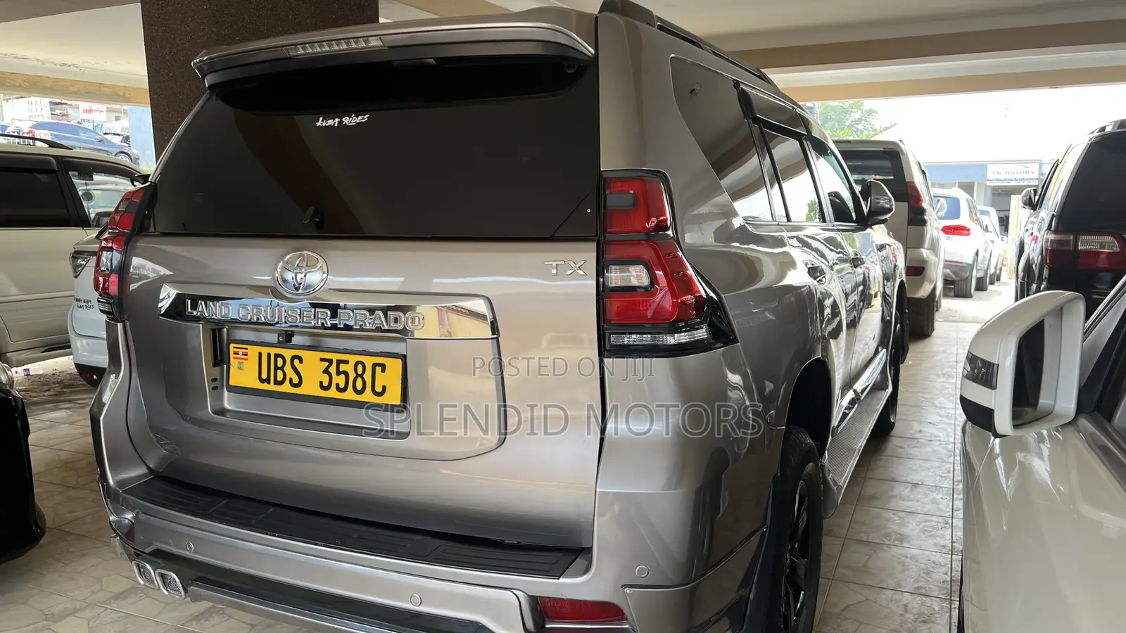 Toyota Land Cruiser Prado 2016 Gray