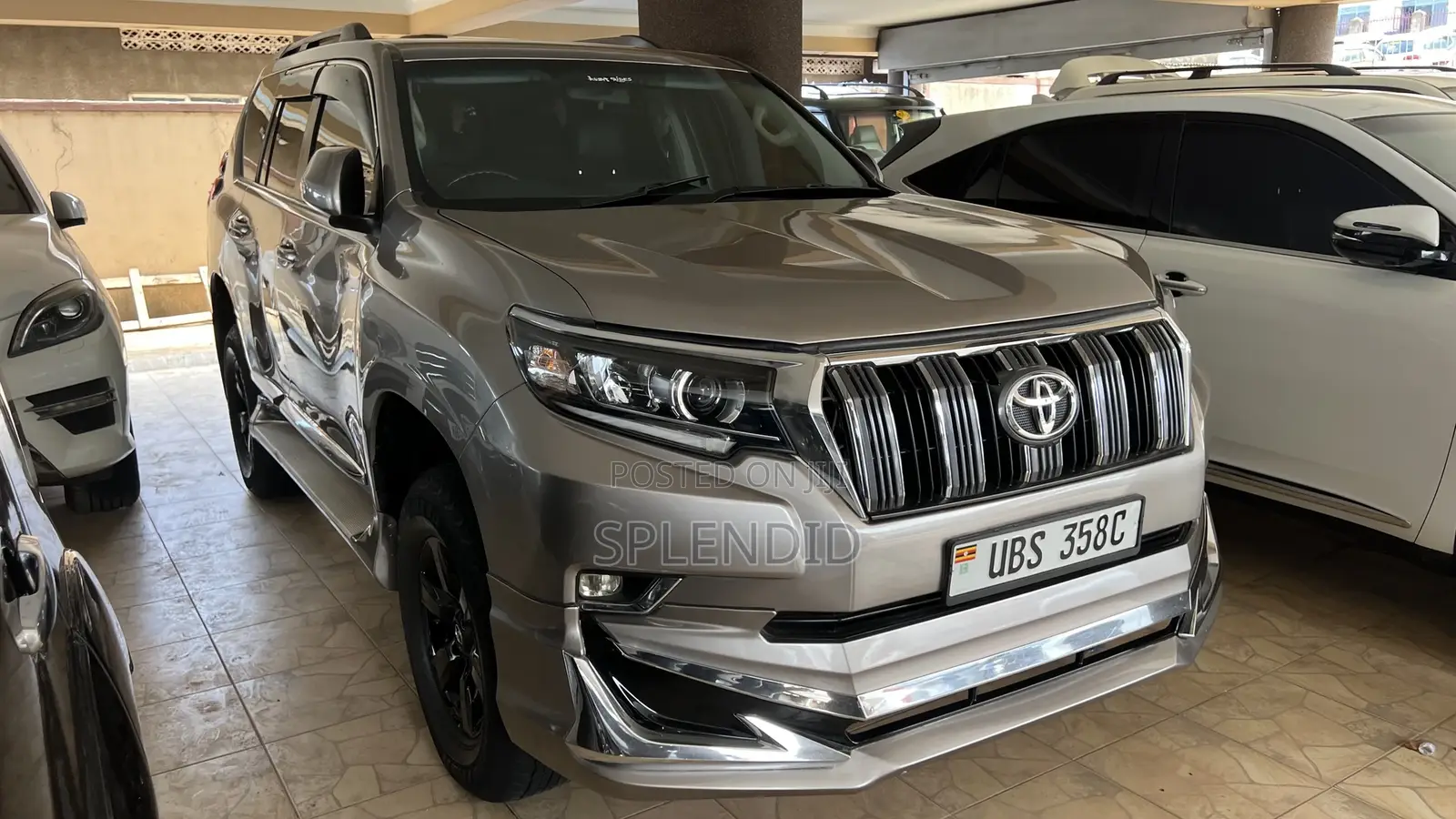 Toyota Land Cruiser Prado 2016 Gray