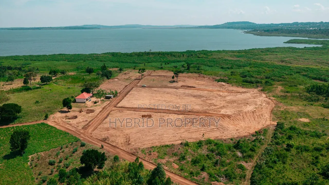 Prime Plots for Sale at Buwaya~Kasanje Lakeview Elit Estate~Entebbe Rd