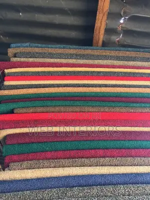 Elegant Wall to Wall Woolen Carpets