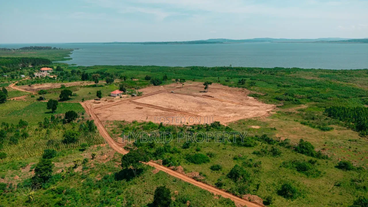 Prime Plots for Sale at Buwaya~Kasanje Lakeview Elit Estate~Entebbe Rd