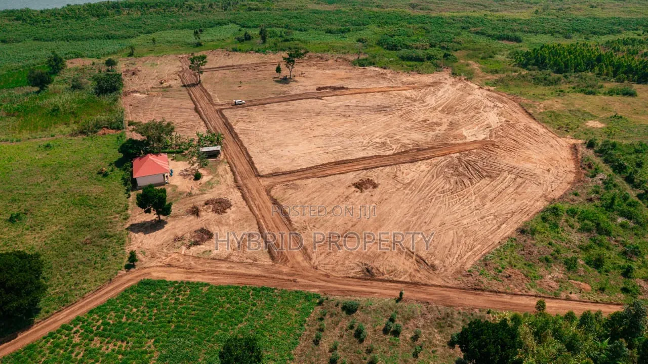 Prime Plots for Sale at Buwaya~Kasanje Lakeview Elit Estate~Entebbe Rd