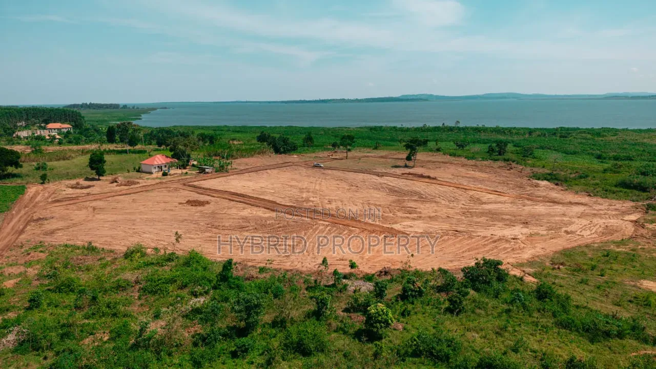 Prime Plots for Sale at Buwaya~Kasanje Lakeview Elit Estate~Entebbe Rd
