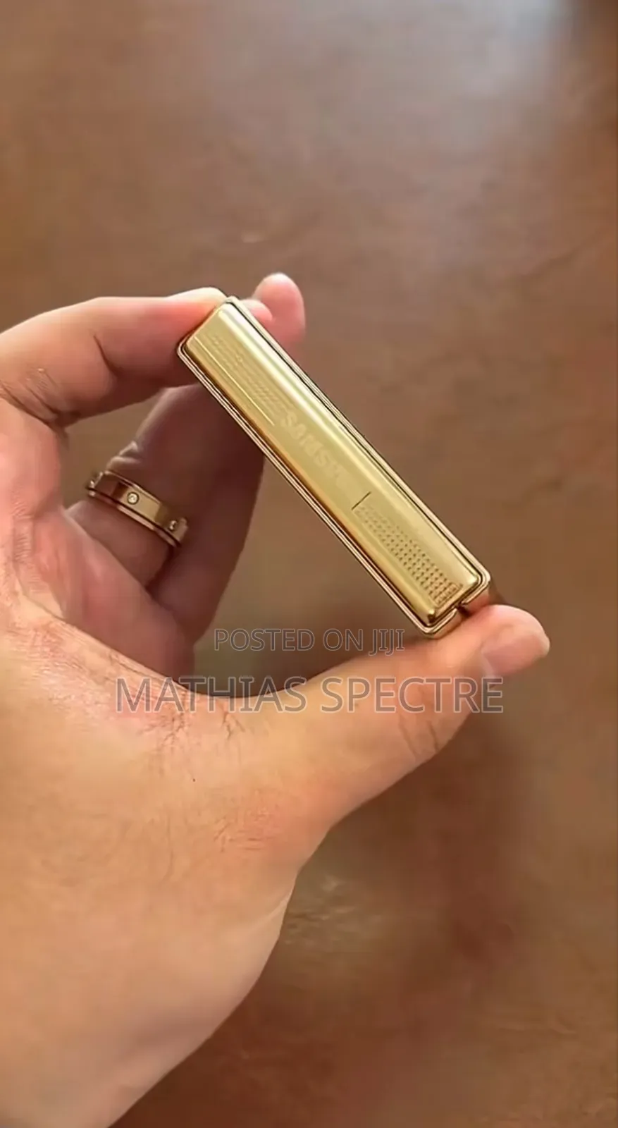 New Samsung Galaxy Z Flip6 256 GB Gold