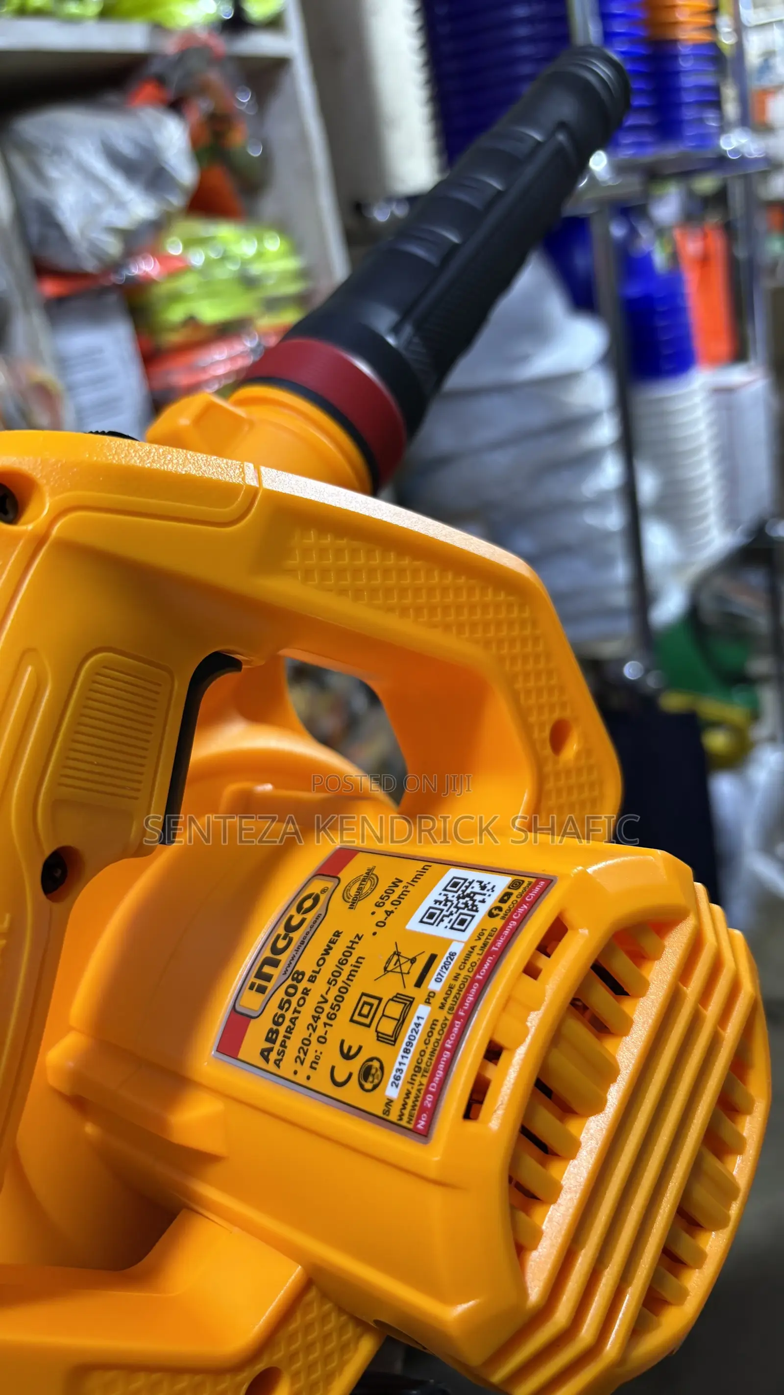 Hand Blower (Ingco 650w)