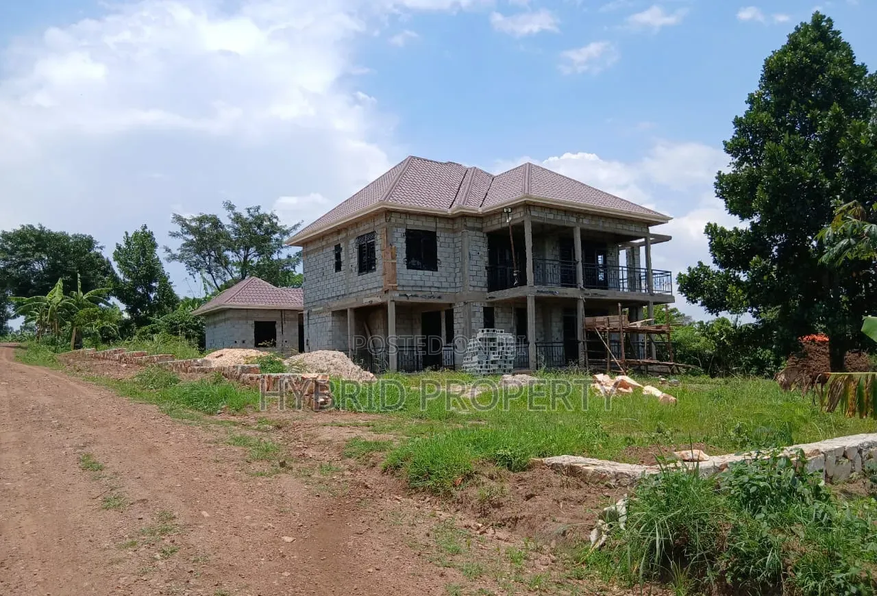 Prime Plots for Sale at Gobero~Luwano Land Estate Along Hoima Road.