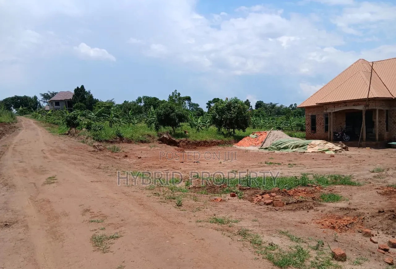 Prime Plots for Sale at Gobero~Luwano Land Estate Along Hoima Road.