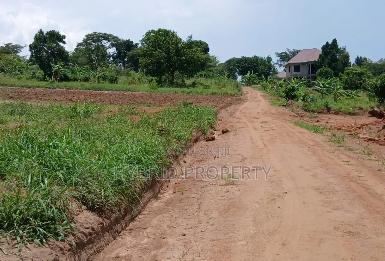 Prime Plots for Sale at Gobero~Luwano Land Estate Along Hoima Road.