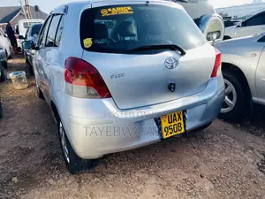 Toyota Vitz 2007