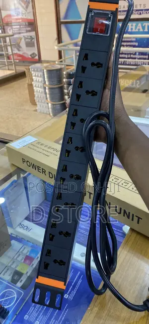 8 Ways Power Distribution Unit (PDU)