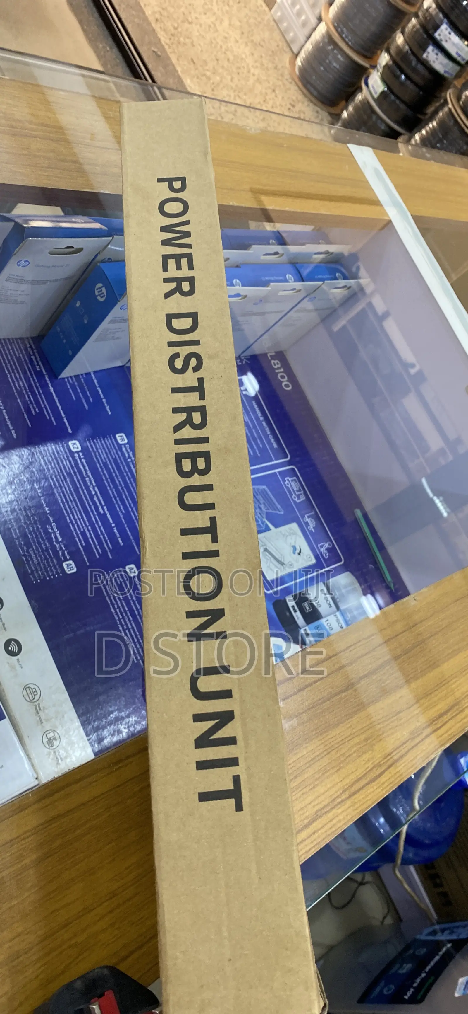 8 Ways Power Distribution Unit (PDU)