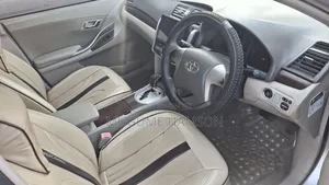 Toyota Premio 2010 Silver
