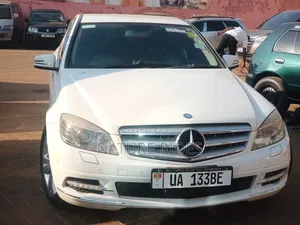 Mercedes-Benz C200 2010 White
