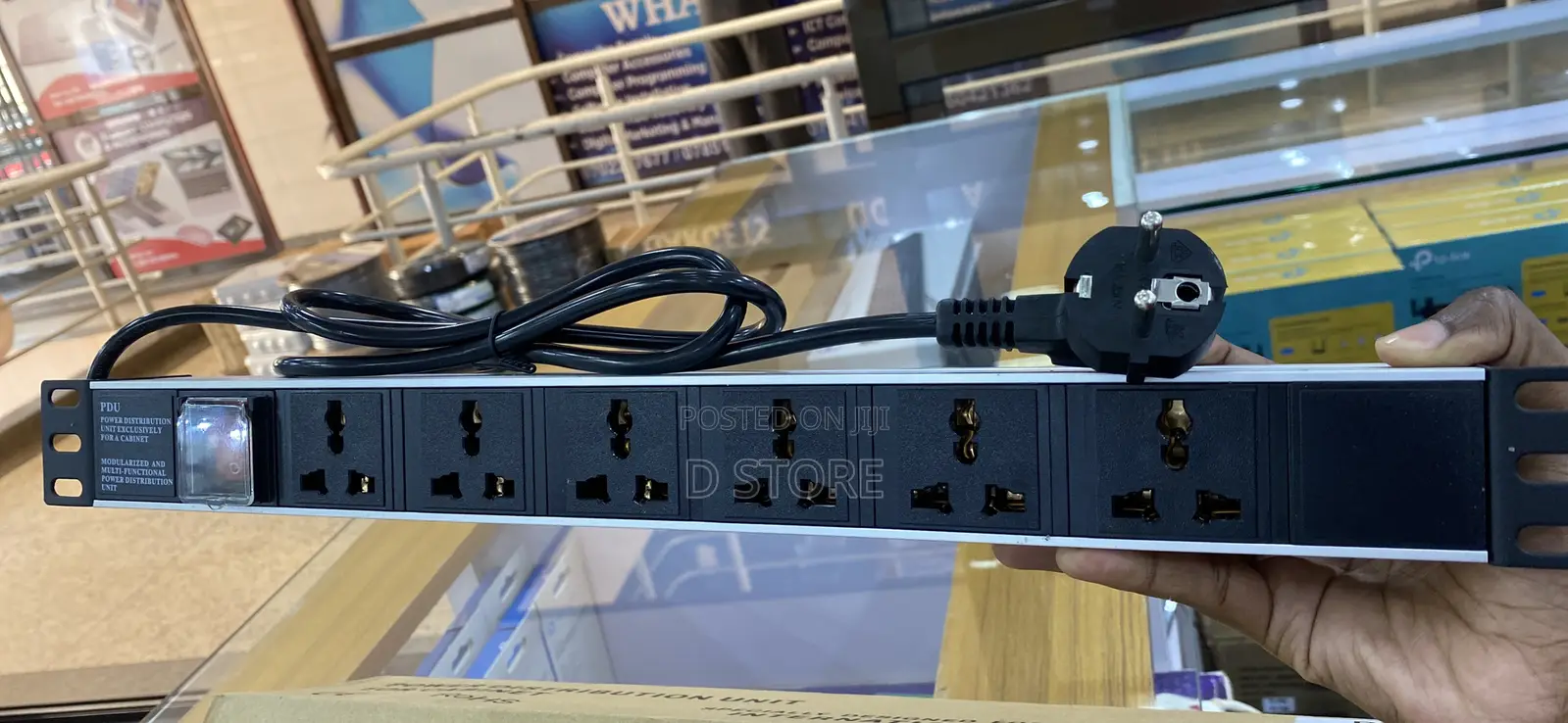 6 Ways Power Distribution Unit (PDU)