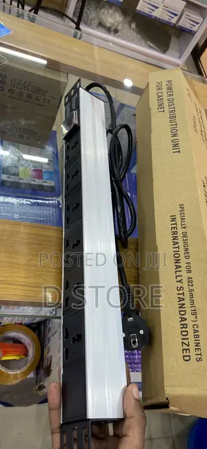 6 Ways Power Distribution Unit (PDU)
