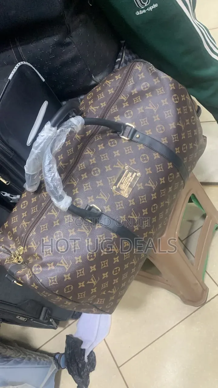 Louis Vuitton Damier Canvas Keepall Travel Duffle Bag
