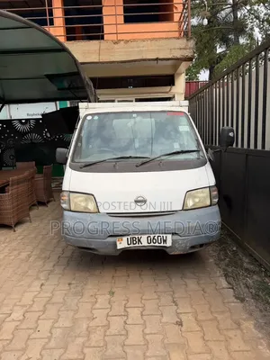 Nissan Vanette Light Truck (Small Box Body)