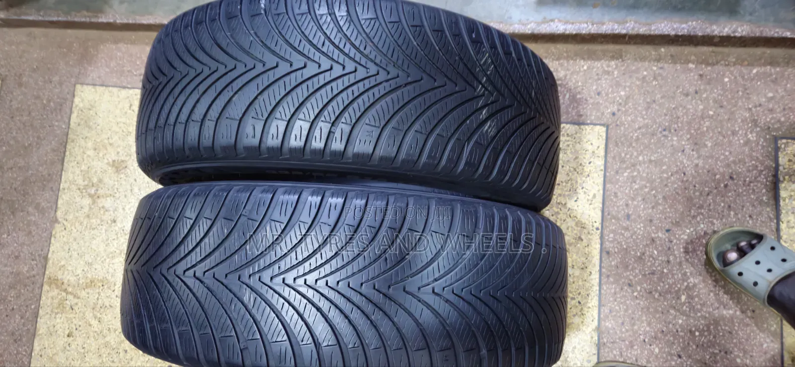 225/55r18 Kumho Foreign Tires