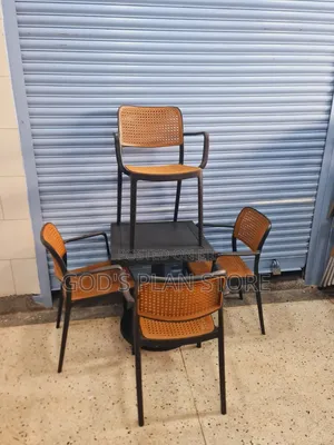Elegance Outdoor Matted Table and Chairs Plastic Table and Chairs