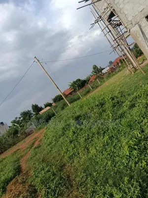 40 Decimals for Sell Kira Kasangati Rd 180m