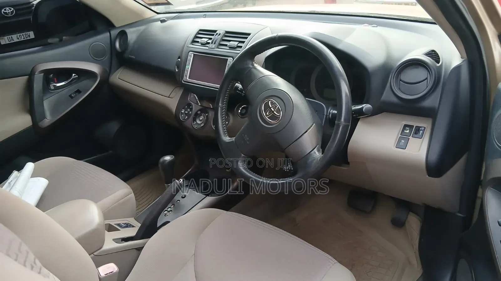 Toyota Vanguard 2009 Gold