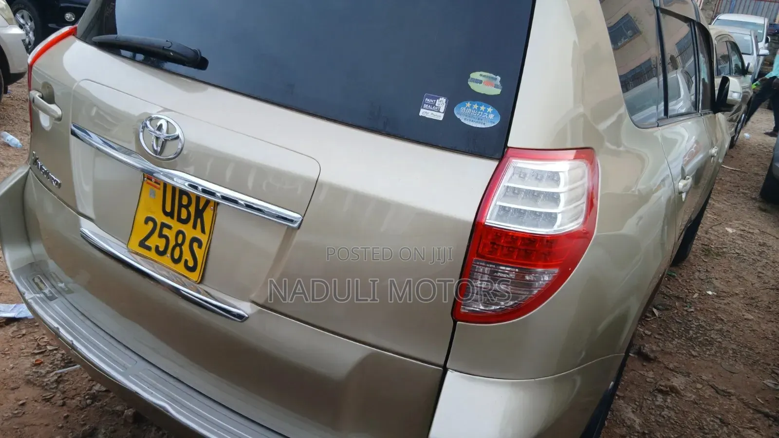 Toyota Vanguard 2009 Gold