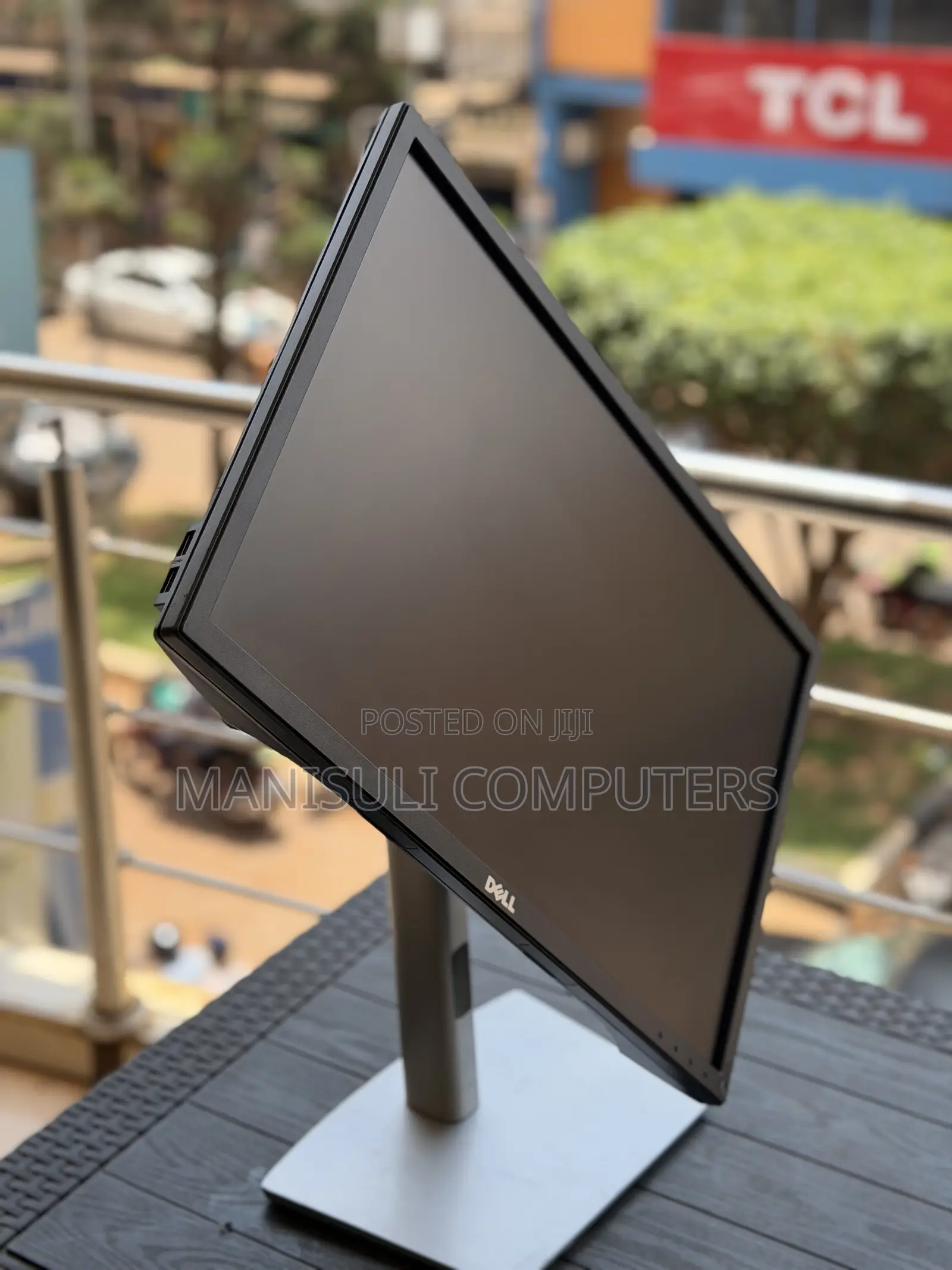 IPs Ultra Monitor 24 Inch Screen