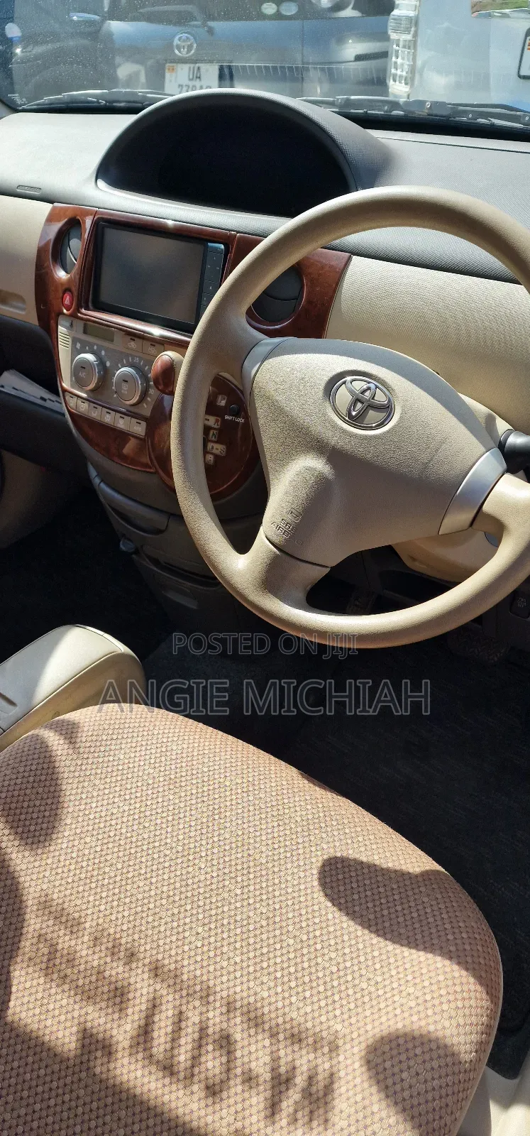 Toyota Sienta 1.5 AWD 2012 White
