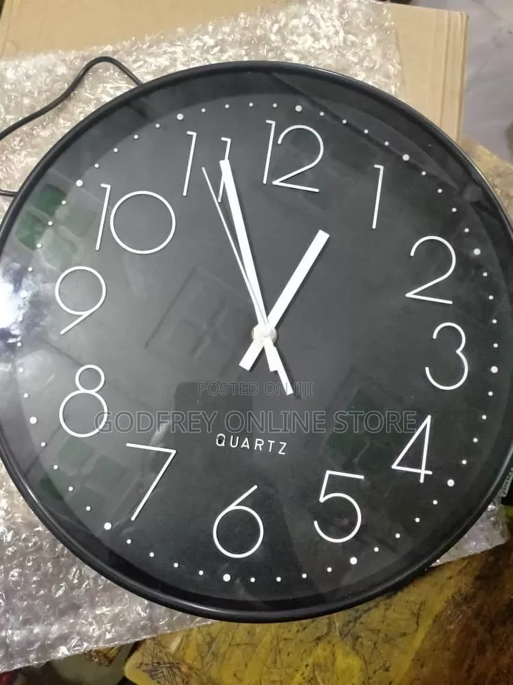 HD Wi-Fi Spy Clock With Camera