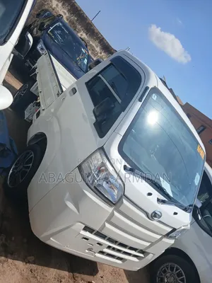 Toyota Dyna 2017 White