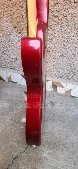 Solo Guitar Cort 250 Gseries