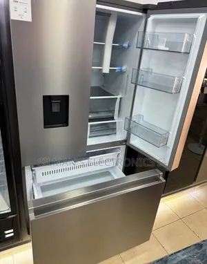Hisense 820 Litres French Door Fridge