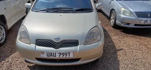 Toyota Vitz 2003 Yellow