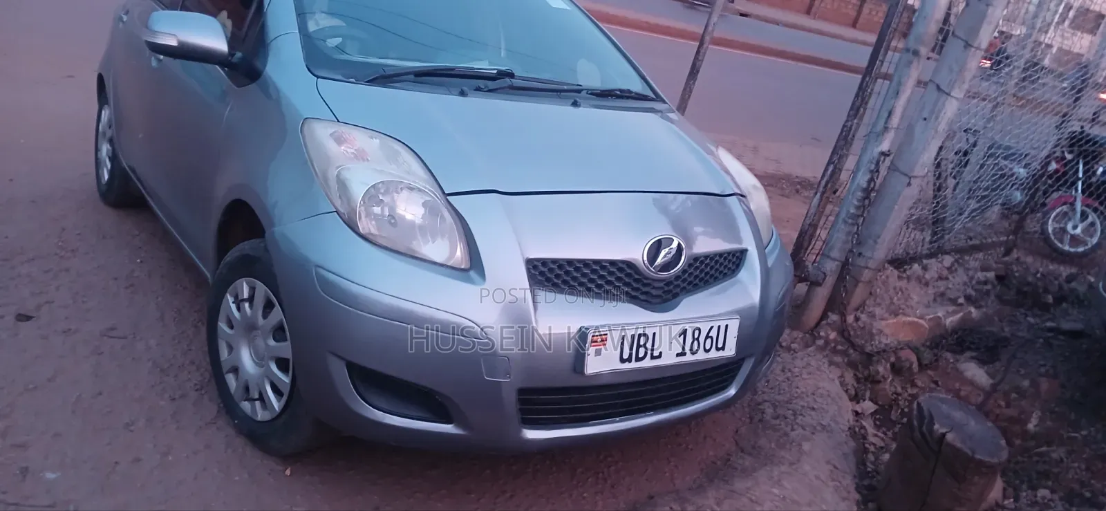 Toyota Vitz 2006 Blue
