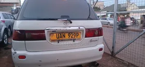 Toyota Ipsum 2006 White