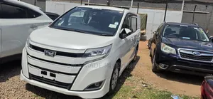 Toyota Noah 2018 White