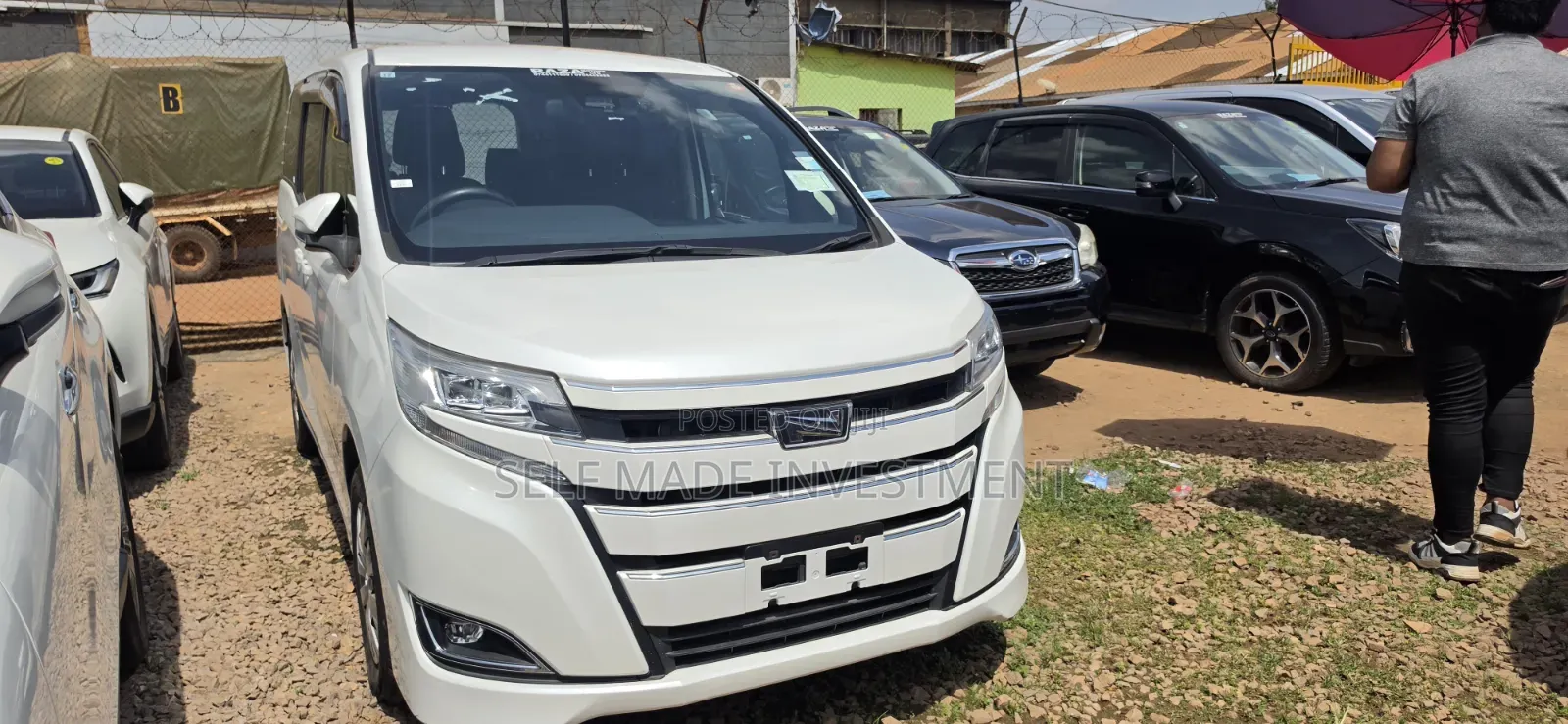 Toyota Noah 2018 White