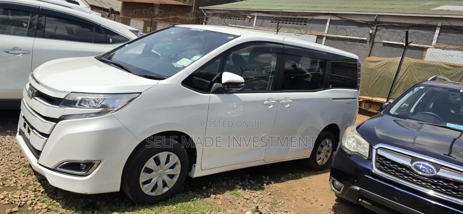 Toyota Noah 2018 White