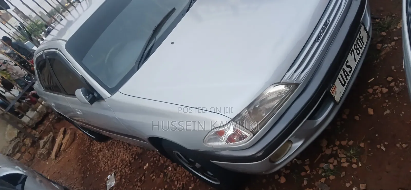 Toyota Carina 2000 Silver