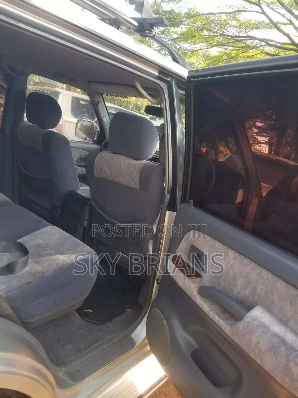 Toyota Land Cruiser Prado 2.7 5dr 2002 Silver