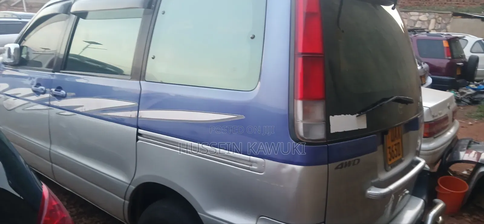 Toyota TownAce Noah 2000 Blue
