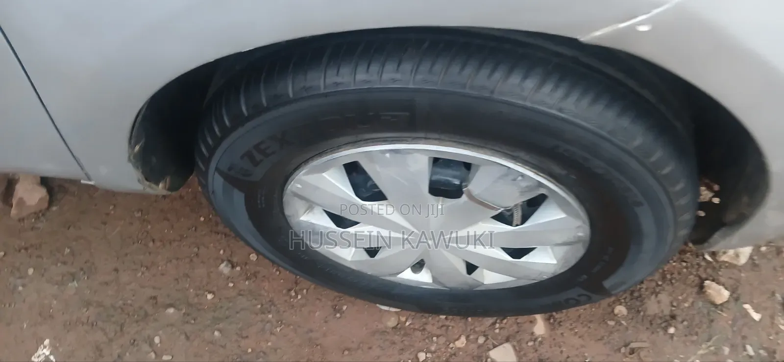 Toyota Sienta 2005 Silver