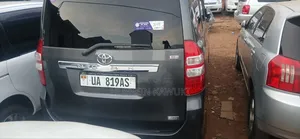 Toyota Noah 2010 Silver