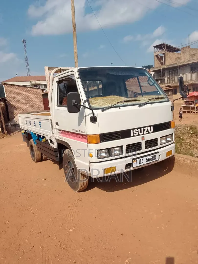 Isuzu FY Series 2016 White