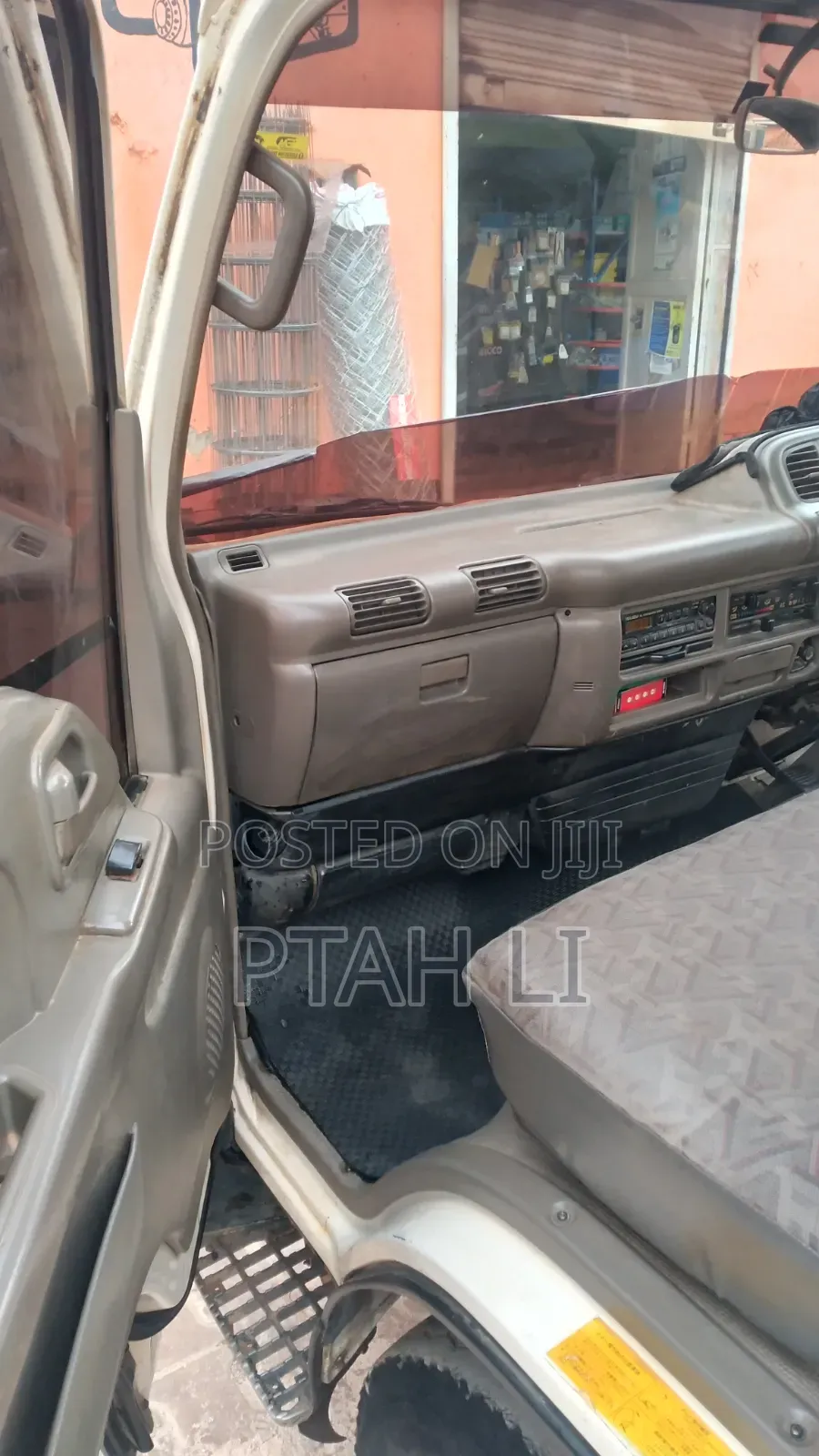 Isuzu Elf Light Truck Up for Sale