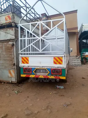Mitsubishi Canter 2016 White