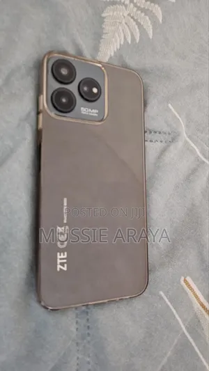 ZTE Blade V50 Design 4G 256 GB Gray