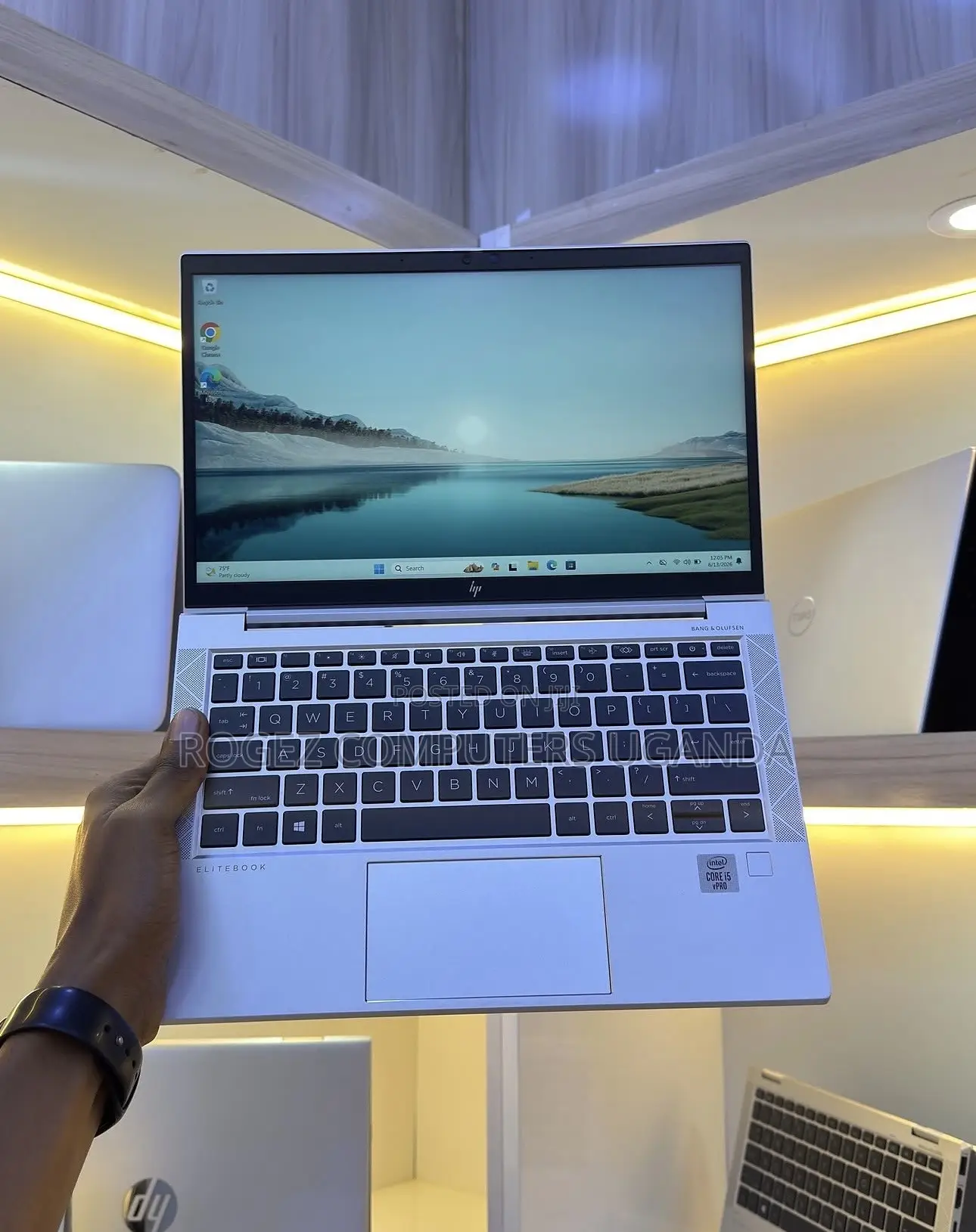 New Laptop HP EliteBook 830 G7 8GB Intel Core i5 SSD 256GB